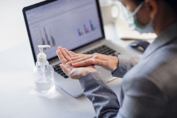 Od 1 lipca 2023 r. przestaje obowiązywać w Polsce stan zagrożenia epidemicznego