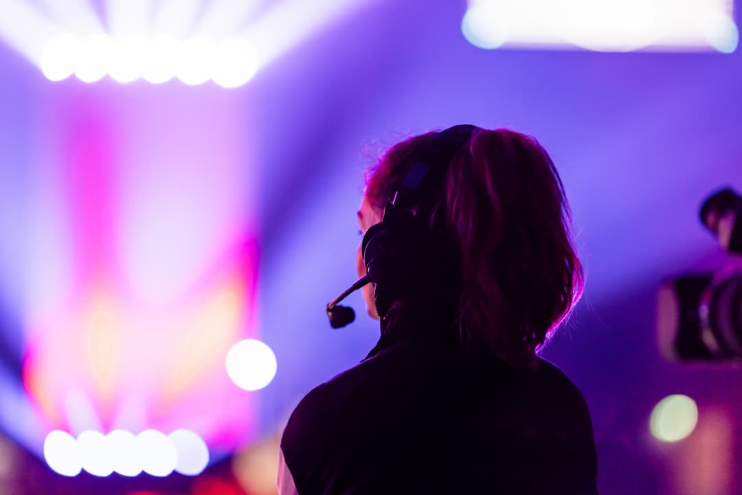 Rola inspicjenta w teatrze: obowiązki, dokumenty i odpowiedzialność prawna